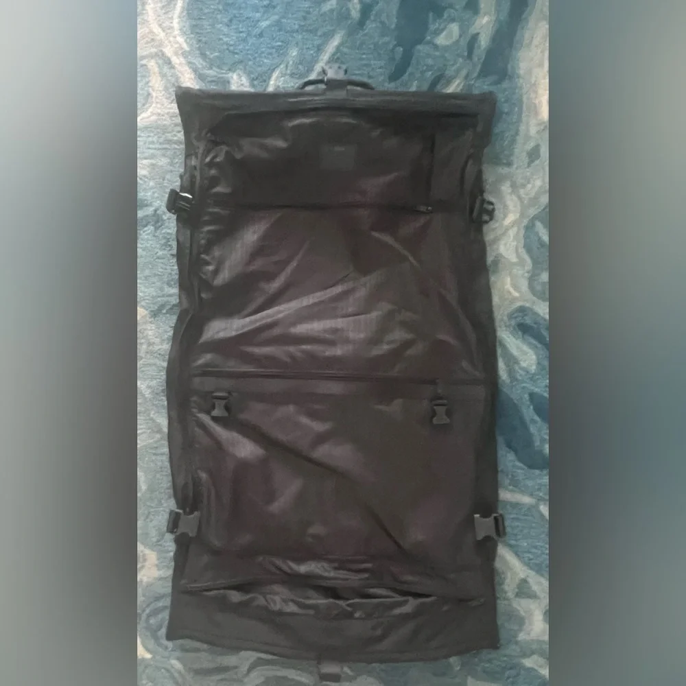 Tumi Alpha Bi-Fold Garment Travel Bag Luggage Ballistic Nylon Suitcase